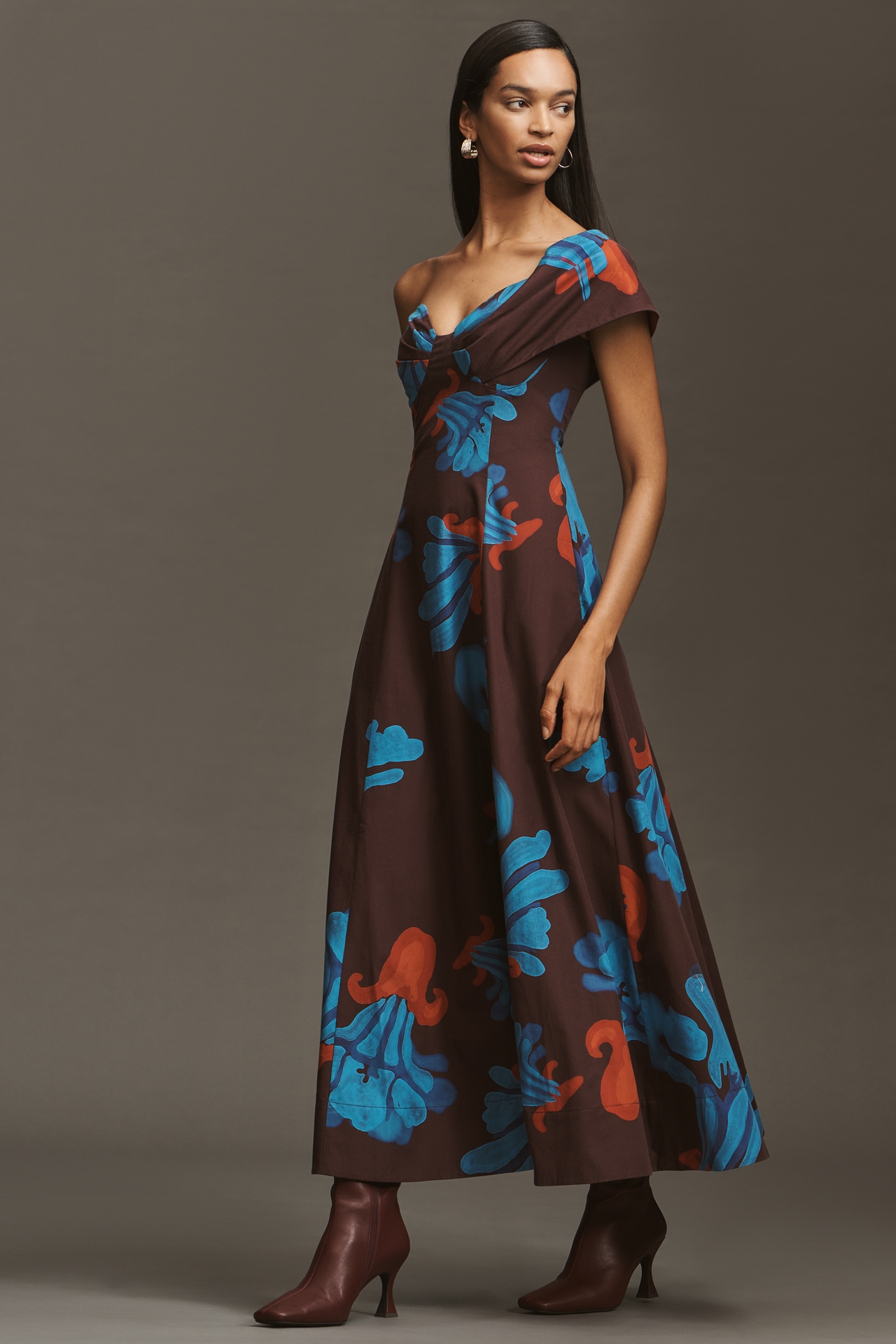 De Loreta Naranjo Off-Shoulder Maxi Dress
