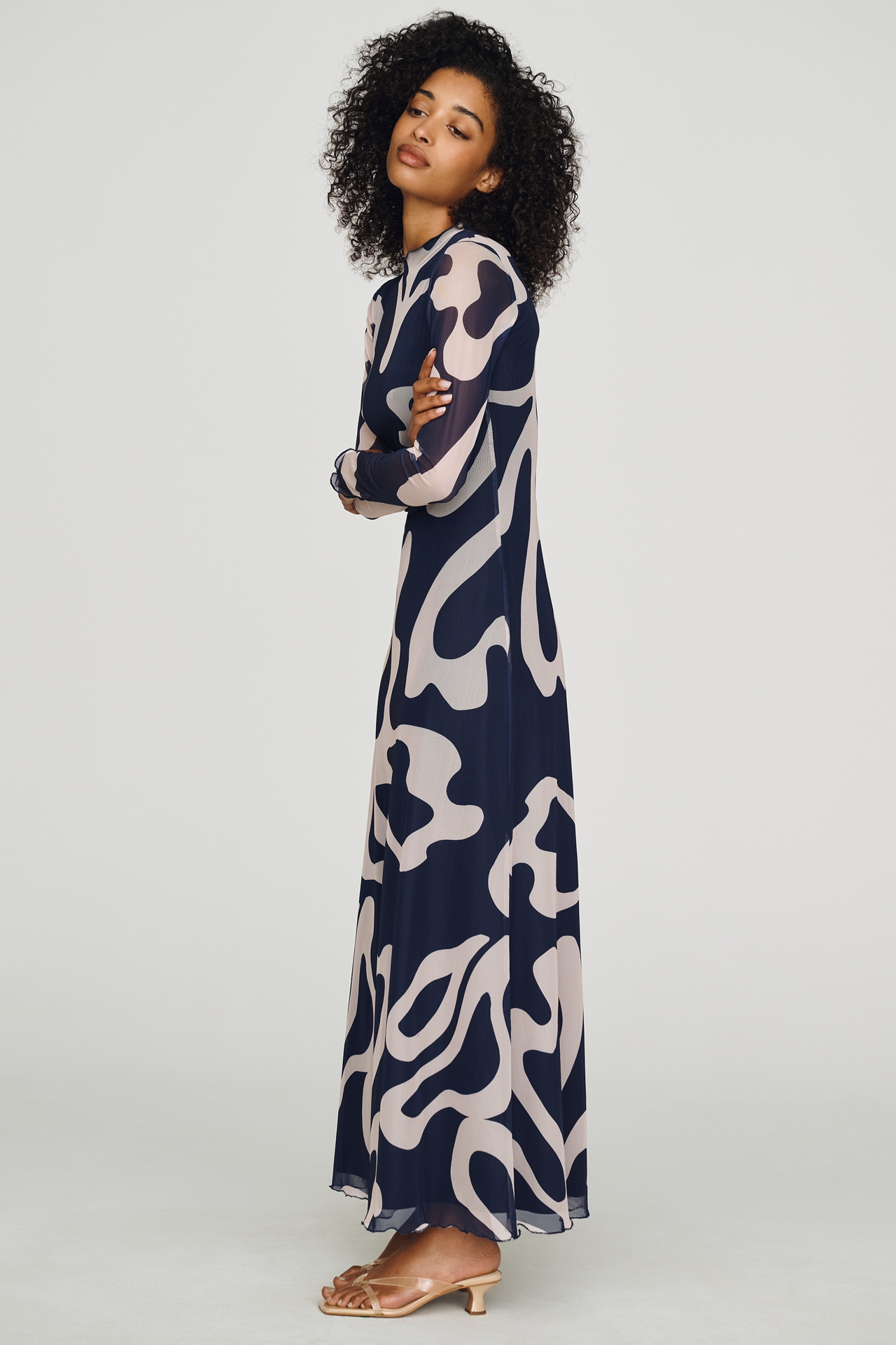 De Loreta Myanmar Midi Dress