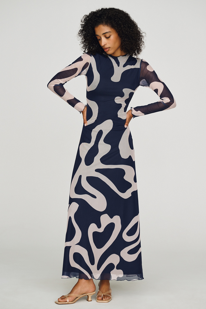 De Loreta Myanmar Midi Dress