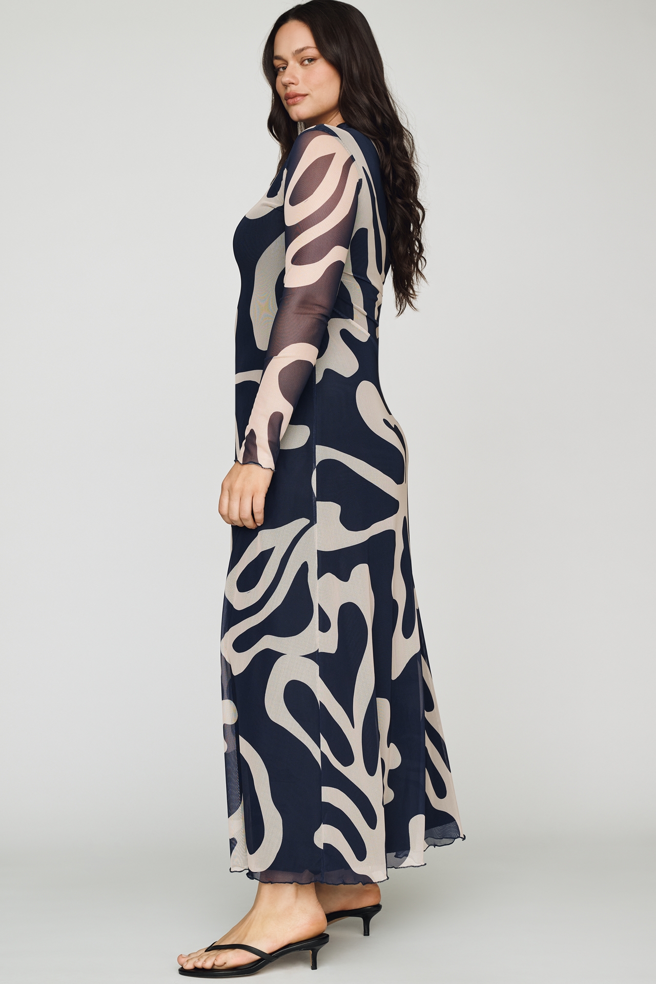 De Loreta Myanmar Midi Dress