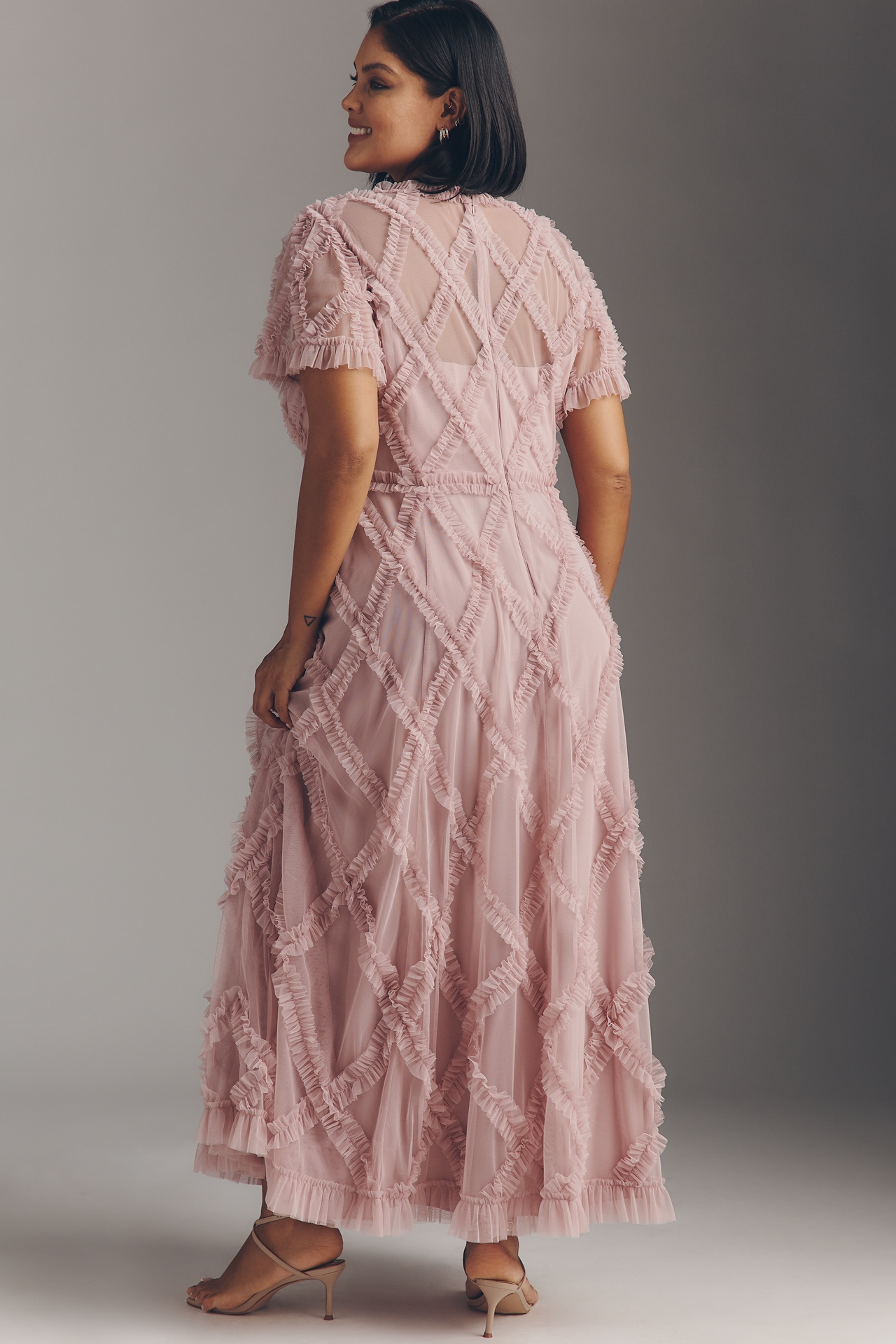 Mac Duggal Short-Sleeve Crosshatch Maxi Dress