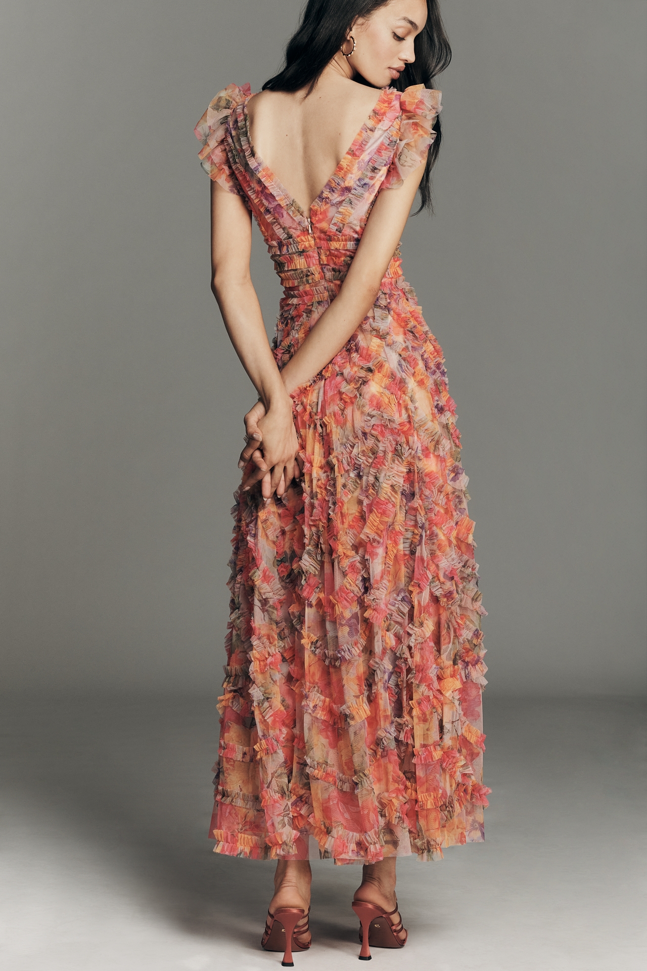 Mac Duggal Sleeveless Textured V-Neck Midi Dress