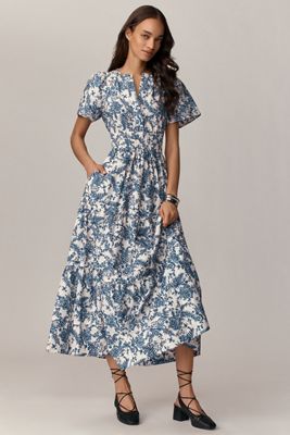 Elliatt Selene Short-Sleeve V-Neck 3D Floral Lace Mini Dress