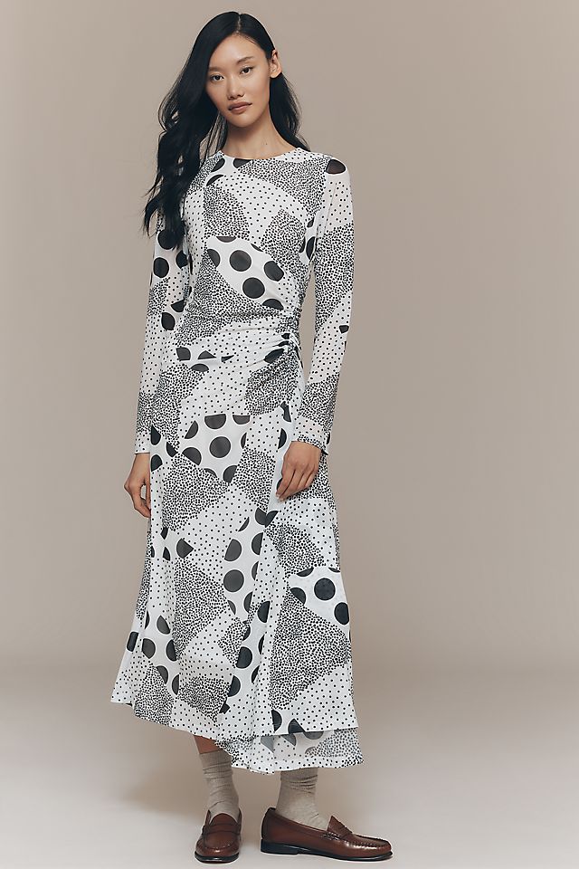 long sleeve ruched midi dress Hardware Venezia Deep V-Neck, Dorian in Taupe, Size M, For GNO/Date Night this dress effortlessly combines classic style with contemporary flair Emilie | Royal Blue Ruched