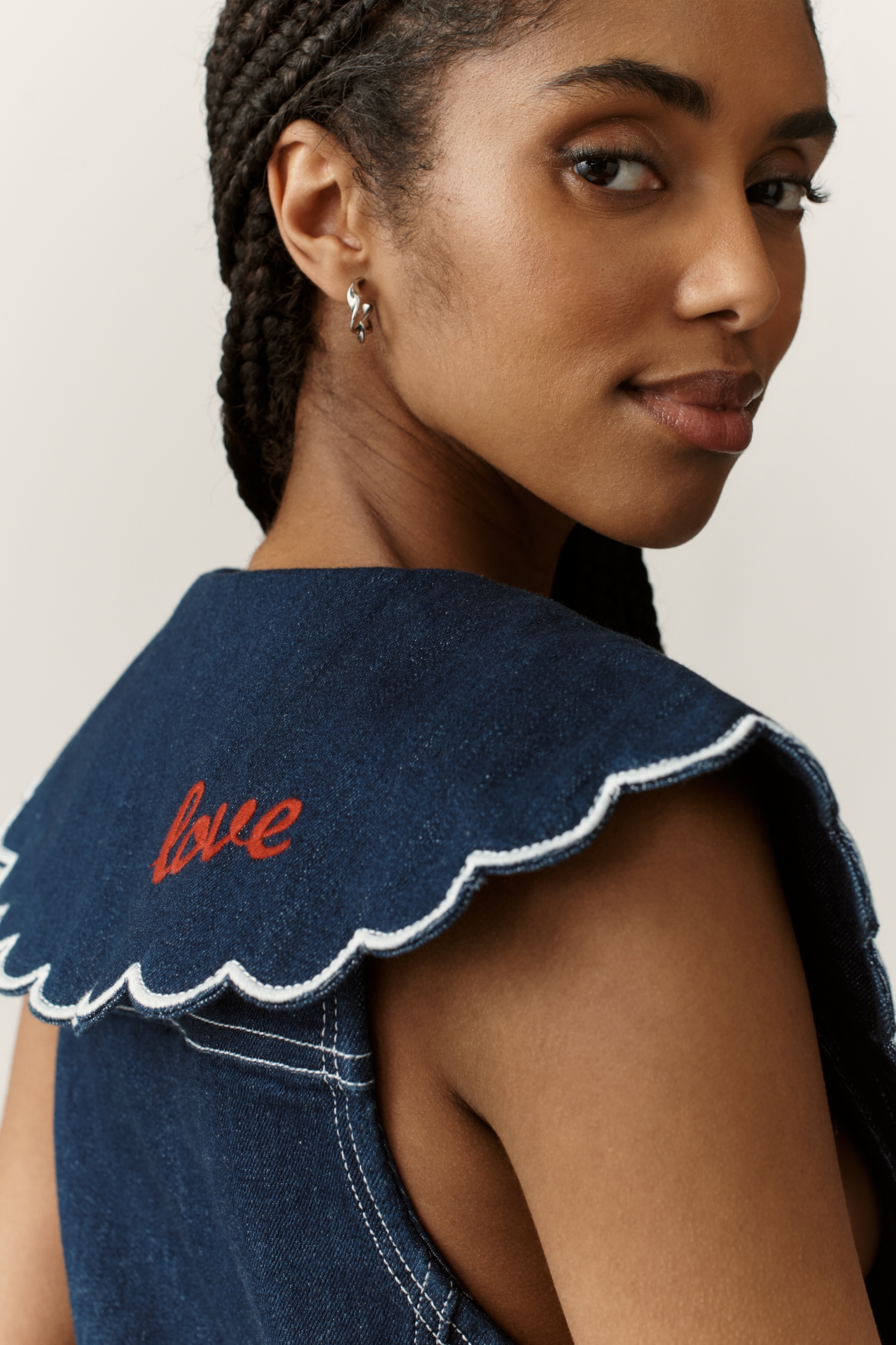 Pilcro Scalloped Denim Buttondown Dress