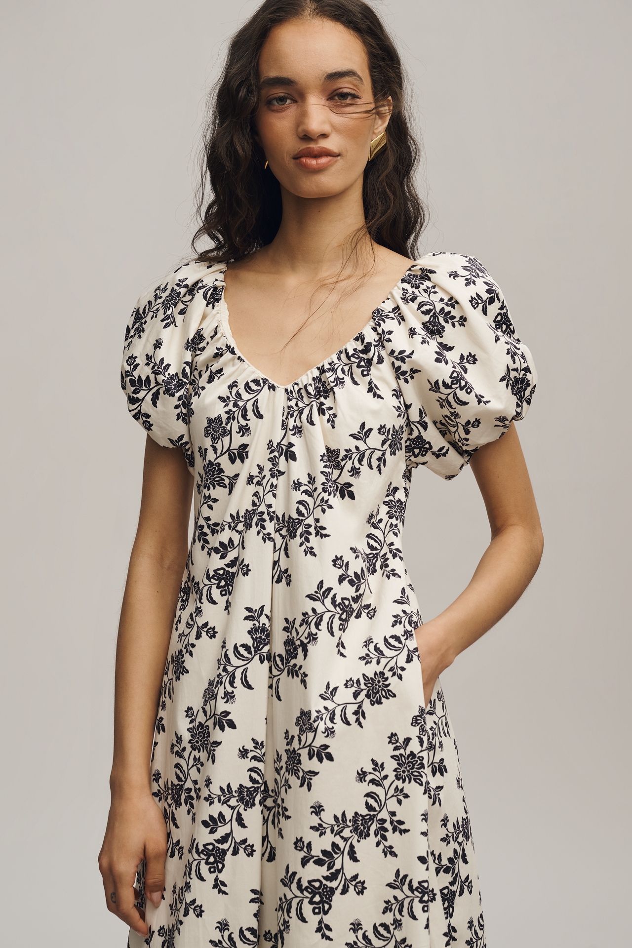 Hansen & Gretel Perri Puff-Sleeve Maxi Dress