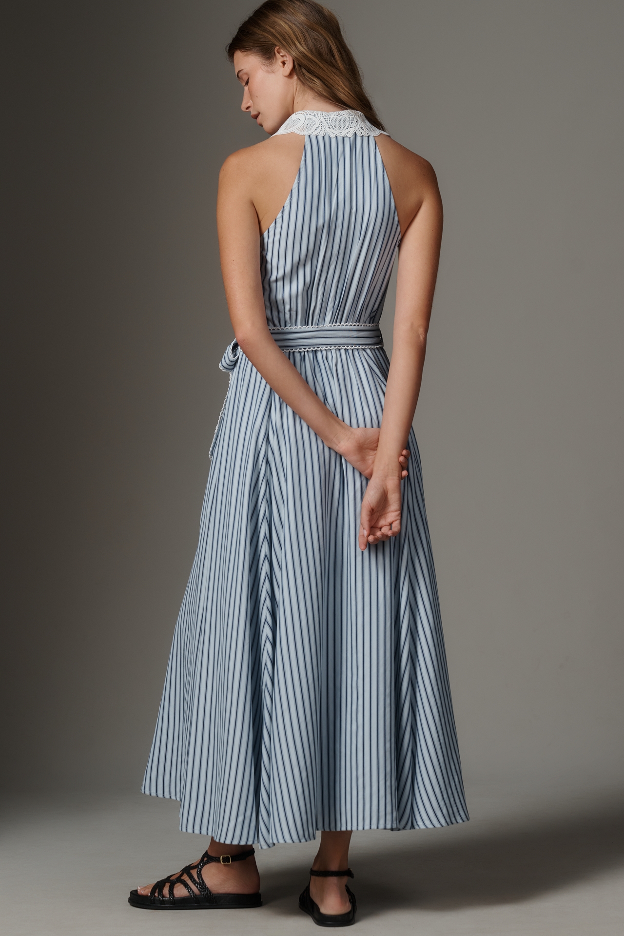 En Saison Sleeveless Tie-Waist Midi Dress