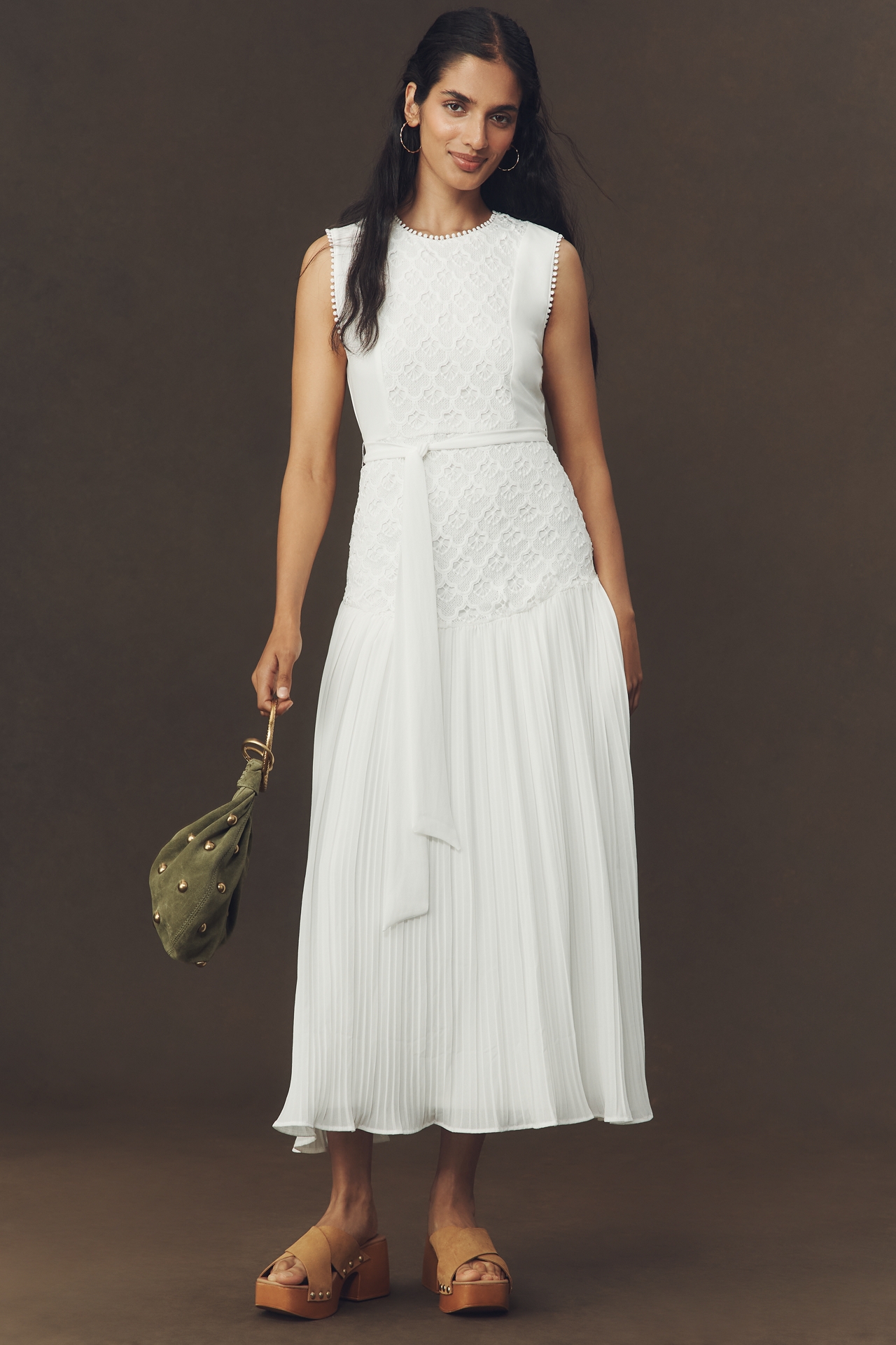 Arose Studio Allison Sleeveless Lace Pleated Maxi Dress