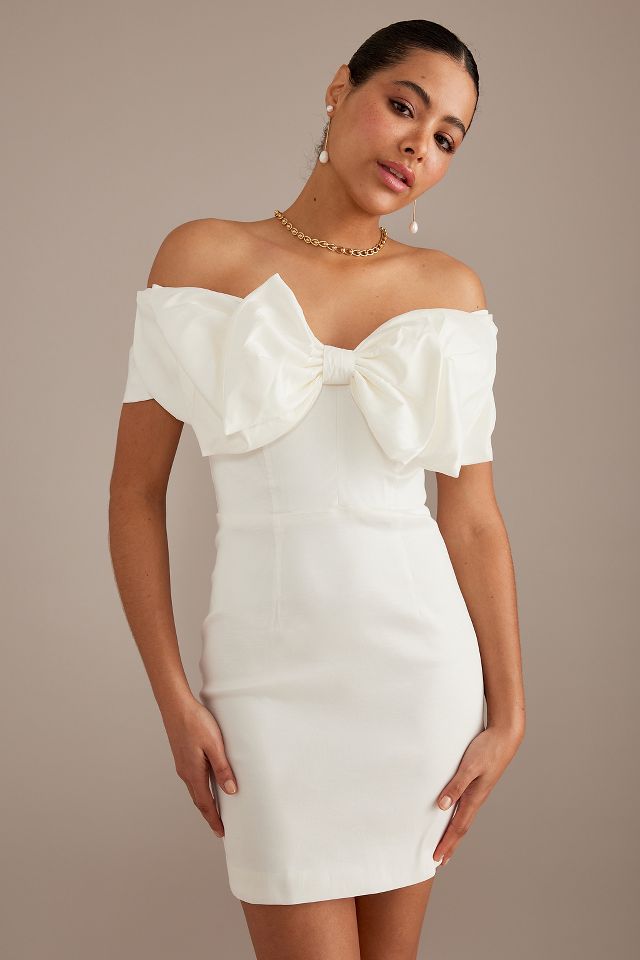 Off shoulder store white short dress