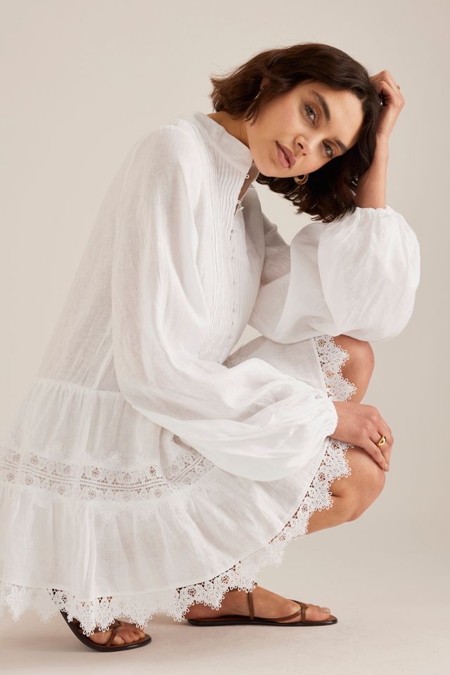 lace wedding dress detachable sleeves Sleek Lace Sheath Wedding Dress