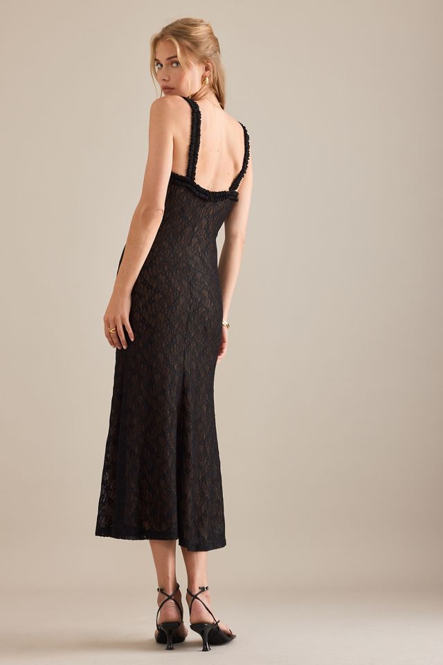 Robe mi-longue en dentelle Alegra Bardot #1