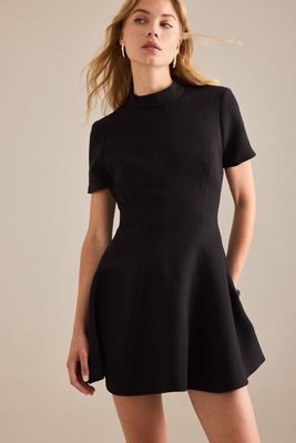 Robe Mini à Col Bardot Zephyra