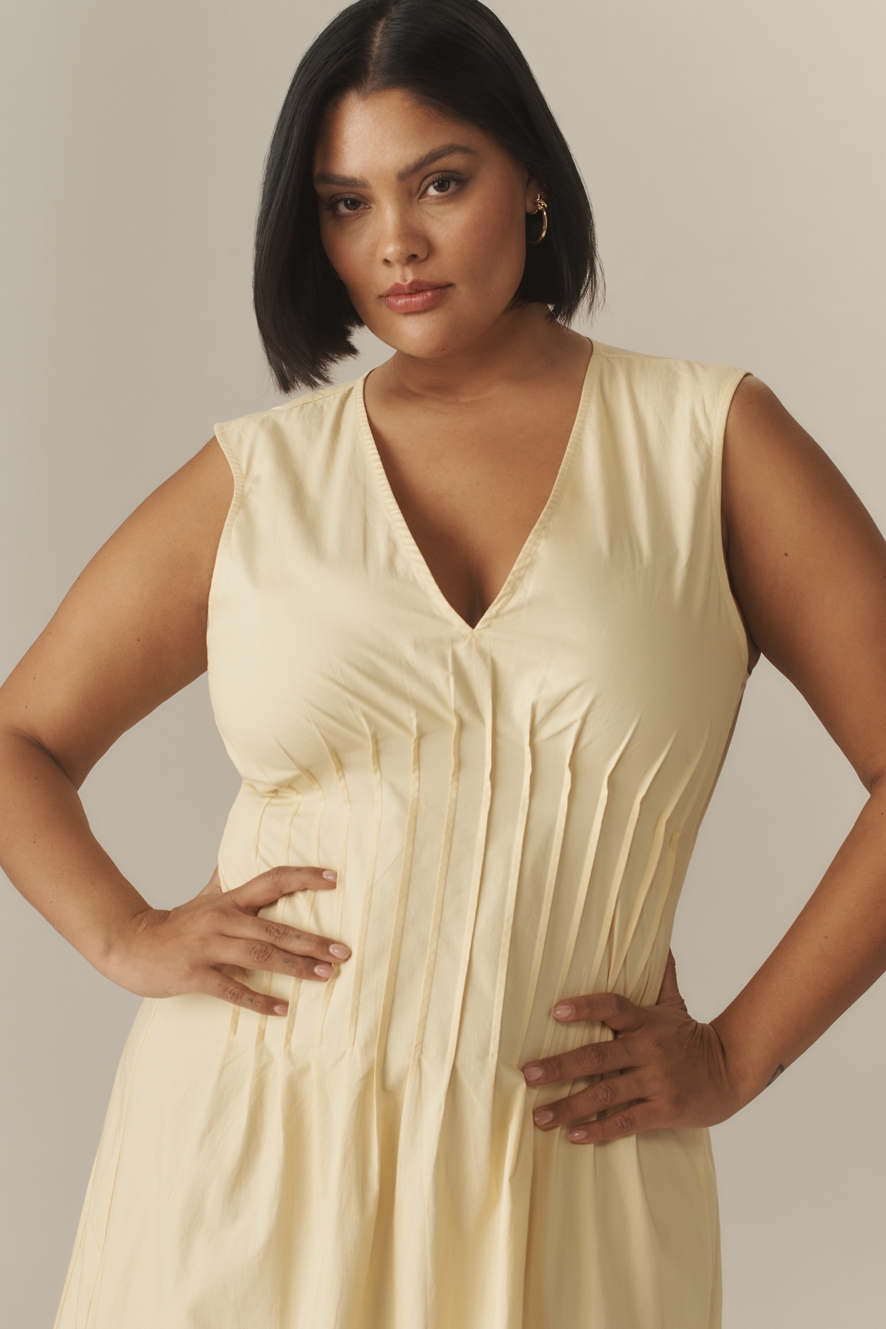 The Hailey Sleeveless V-Neck Pintuck Midi Dress by Maeve