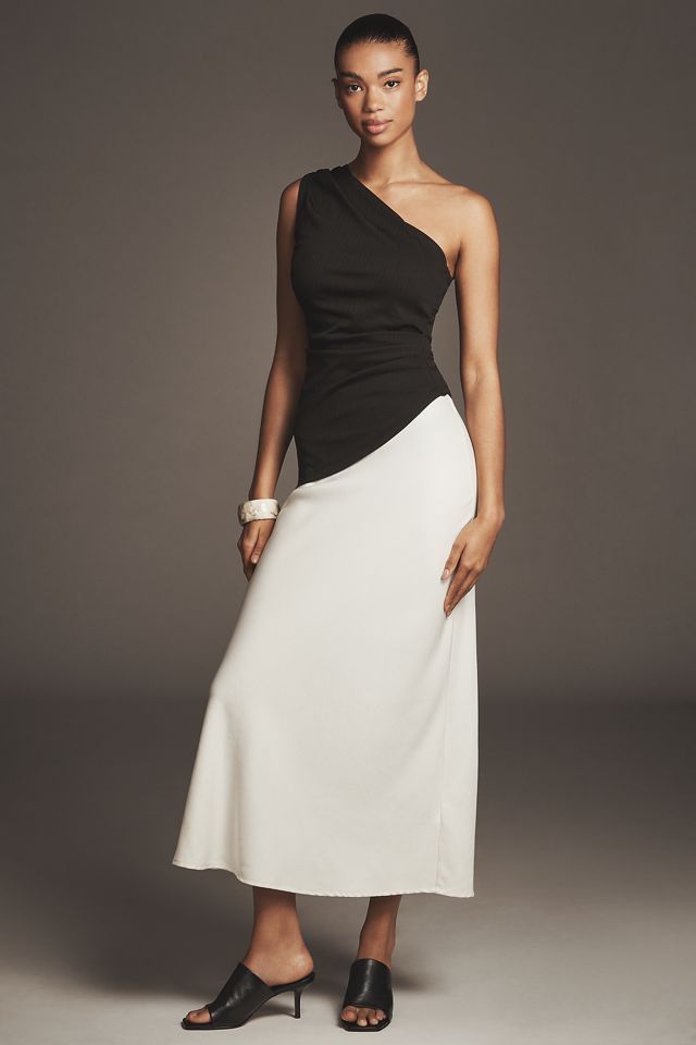SOVERE Aura One-Shoulder Ruched Maxi Dress #4