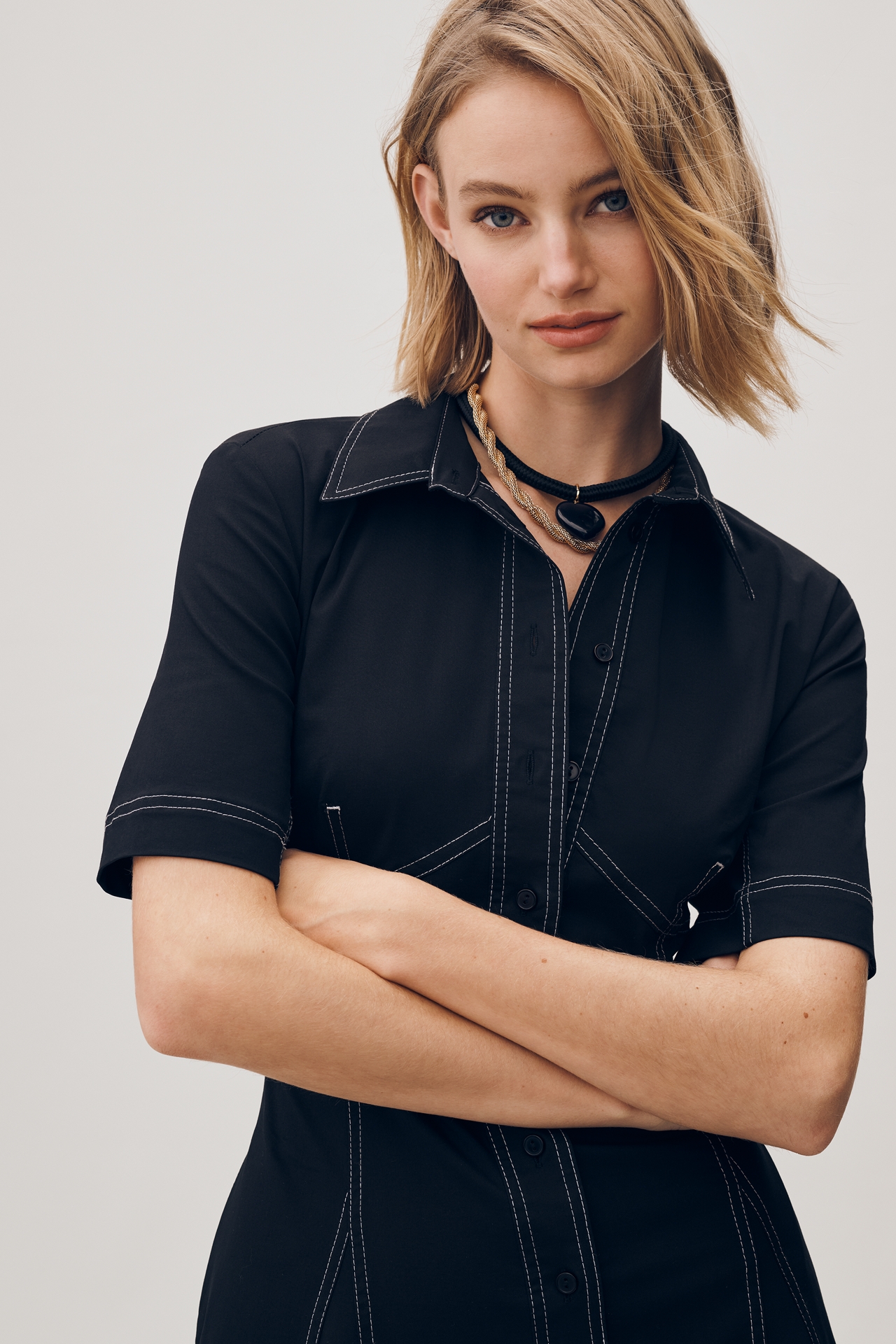 Exquise Short-Sleeve Seamed Pleated Midi Dress