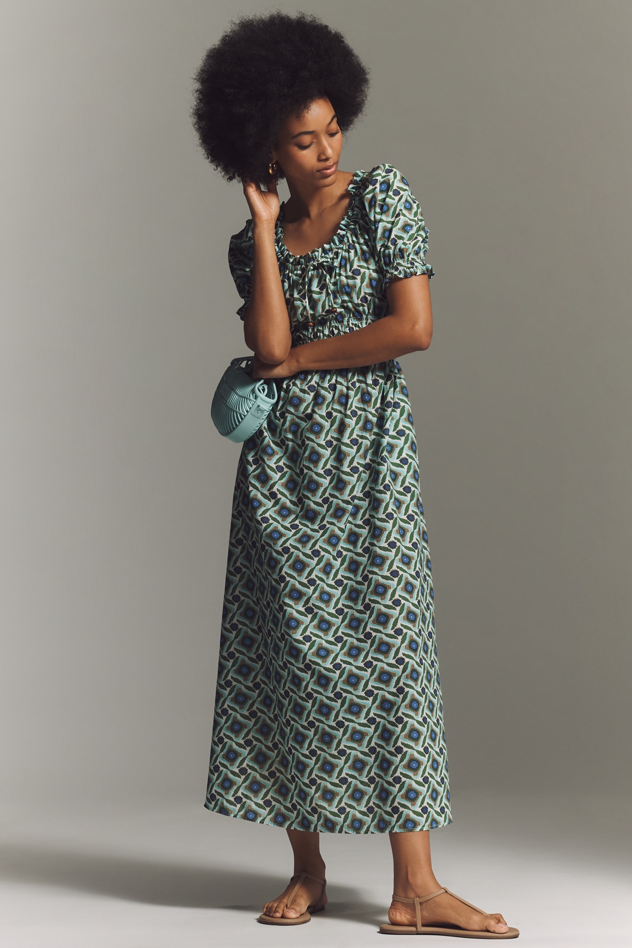 Exquise Smocked Puff Sleeve Midi Dress