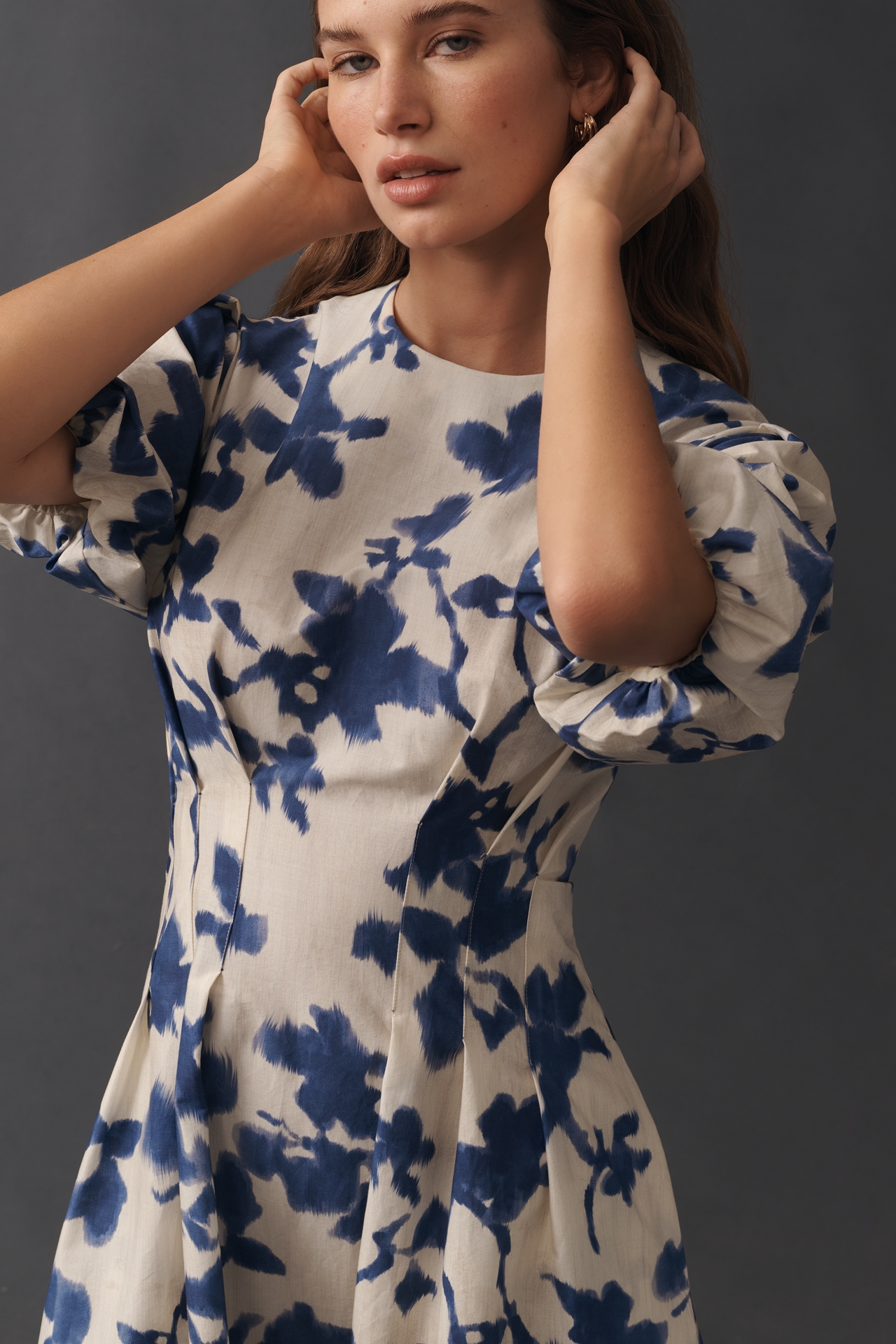 Exquise Smocked Puff-Sleeve Mini Dress