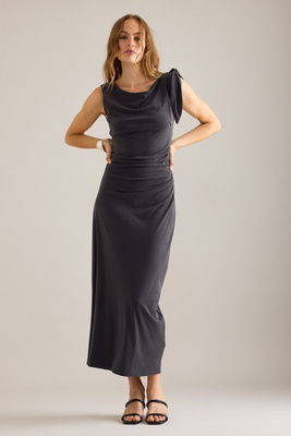 Robe maxi à épaules nouées Sasus en taille: XS chez Anthropologie - Samsoe Samsoe - Modalova