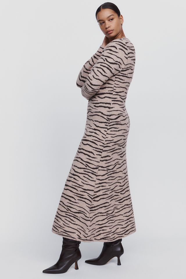 Siempre Animal Print Sweater Midi Dress #10