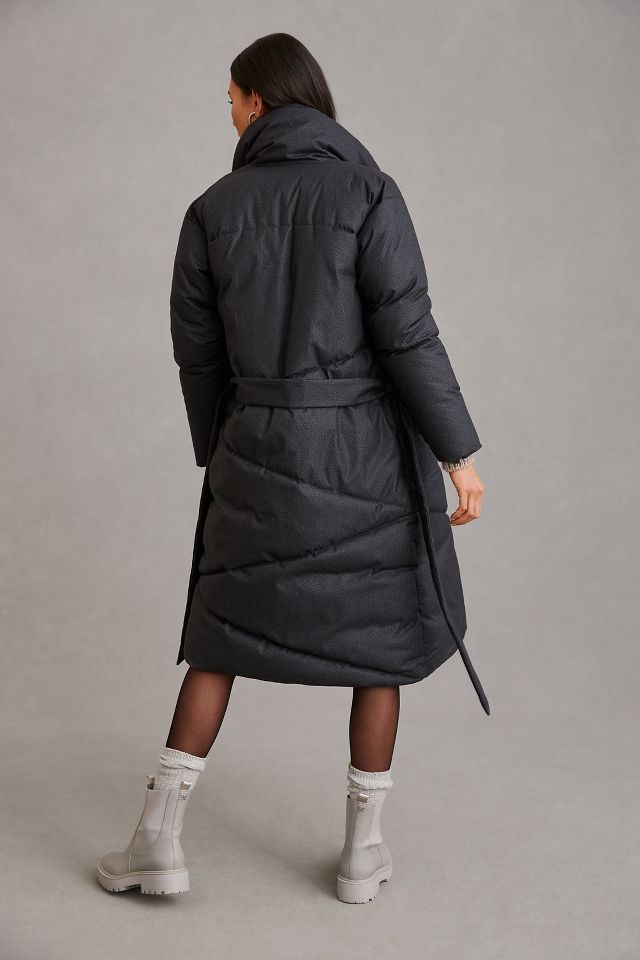 Bernardo Fashions - A true seasonal style statement, our Sleeping Bag  Walker Coat has dropped! Roomy by design with oversized quilting and extra  cozy sustainable details. . . . . #bernardo #bernardocoats #