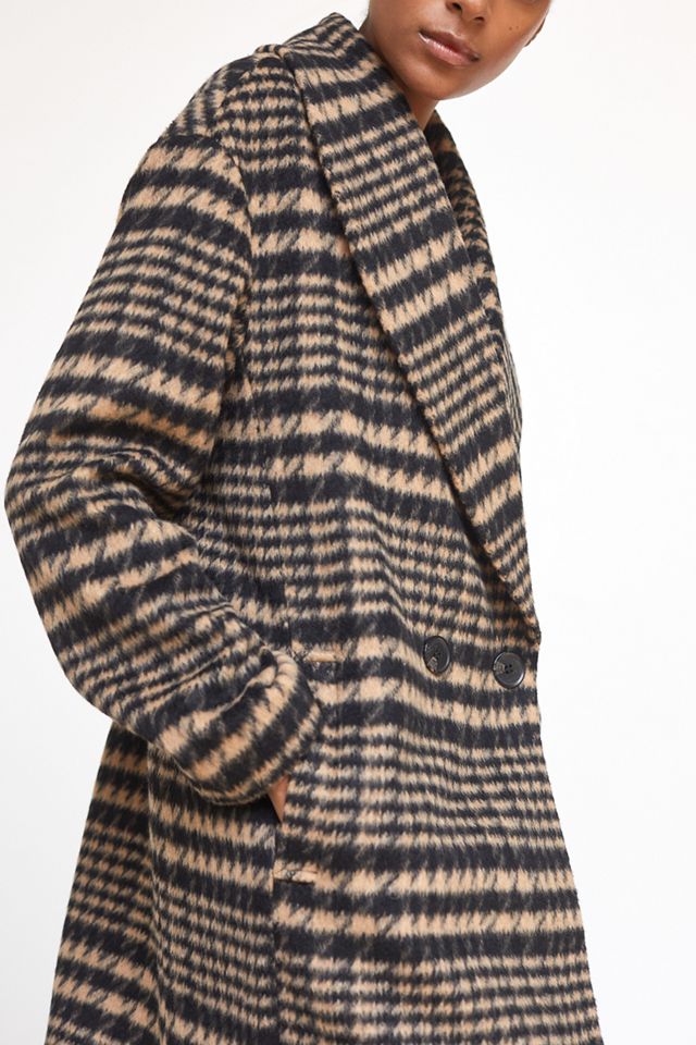 Houndstooth Coat #1