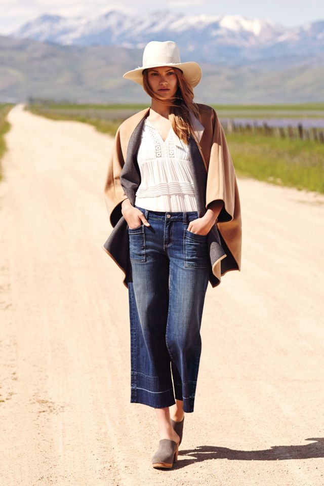 Vista Poncho #1