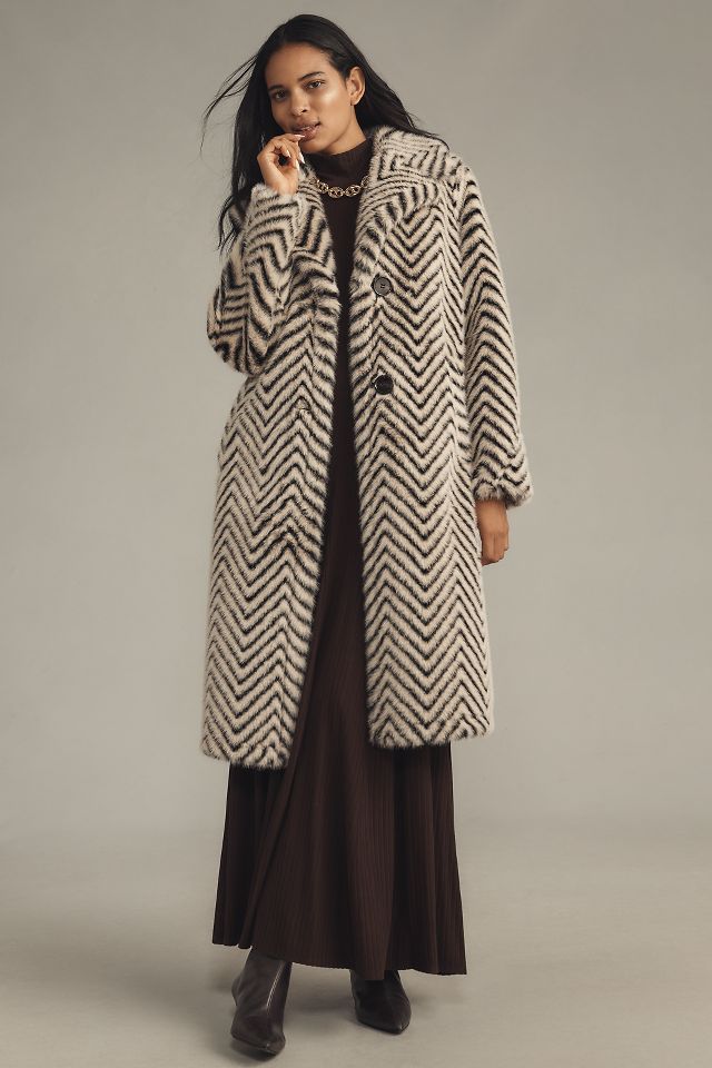 Badgley Mischka Yorn Chevron Luxe Faux Fur Coat