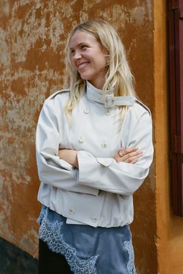 Maeve Retta Double-Breasted Short Trench Coat