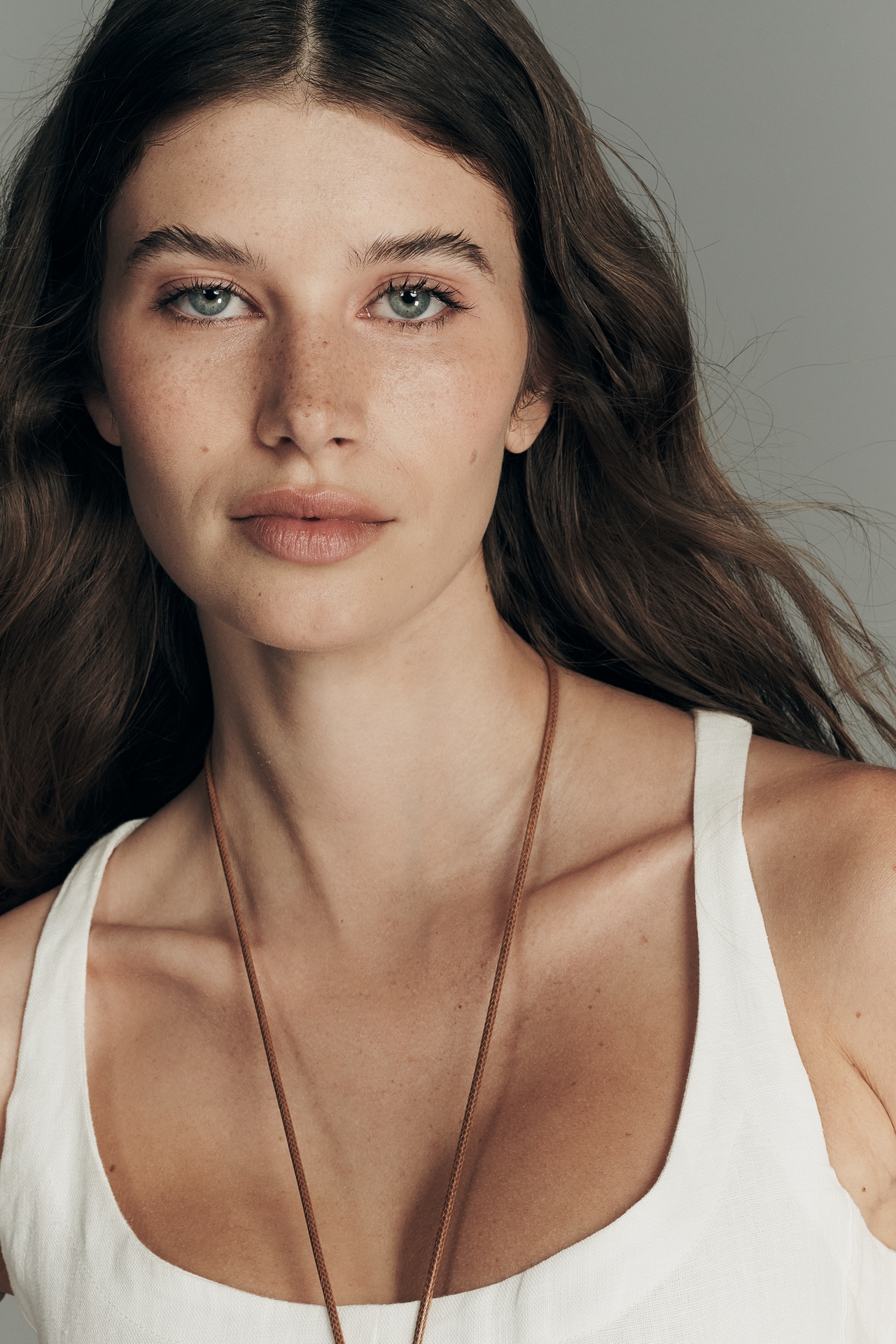 Faithfull The Brand Syna Sleeveless Scoop Linen Top