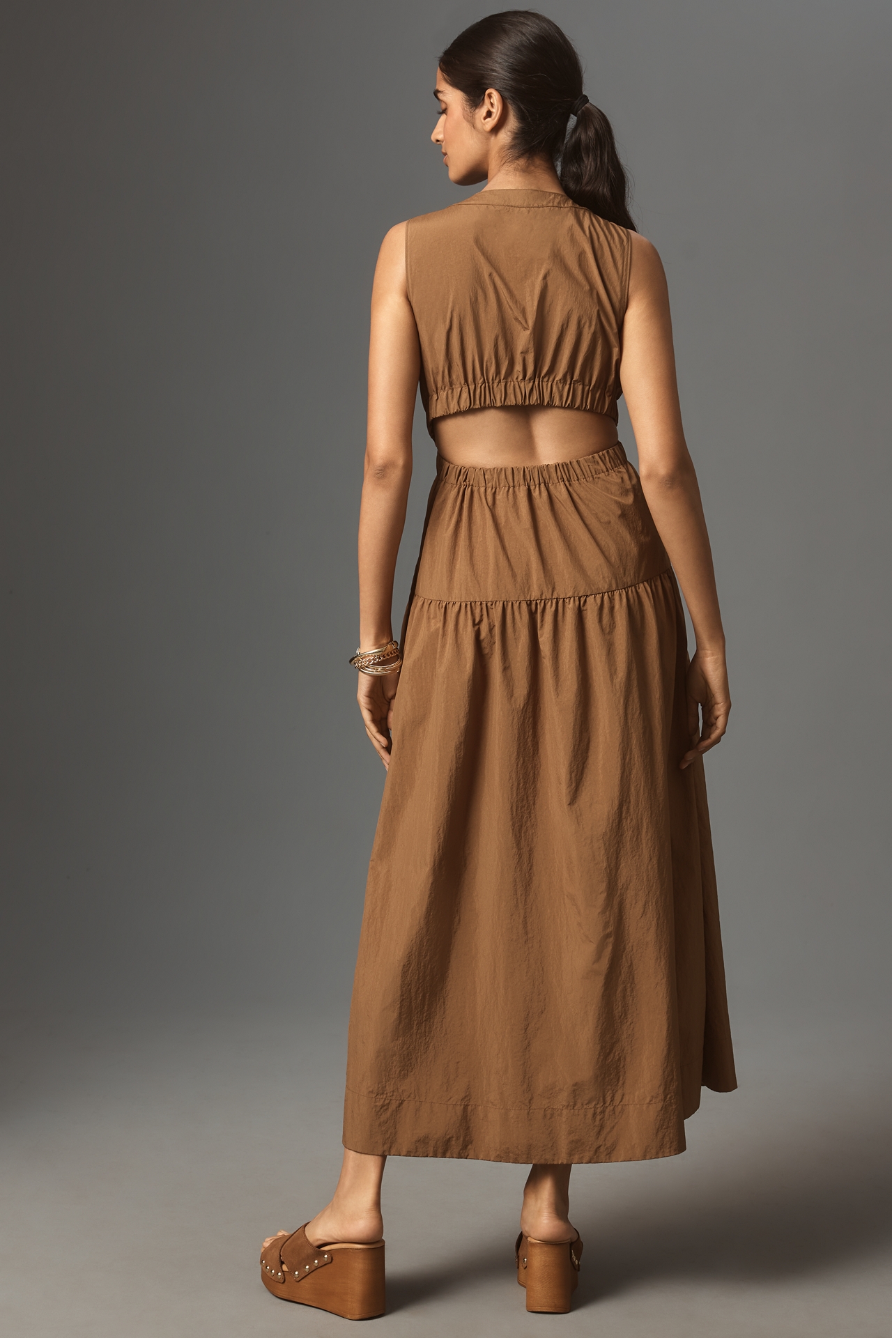 Rails Genevieve Sleeveless V-Neck Midi Dress