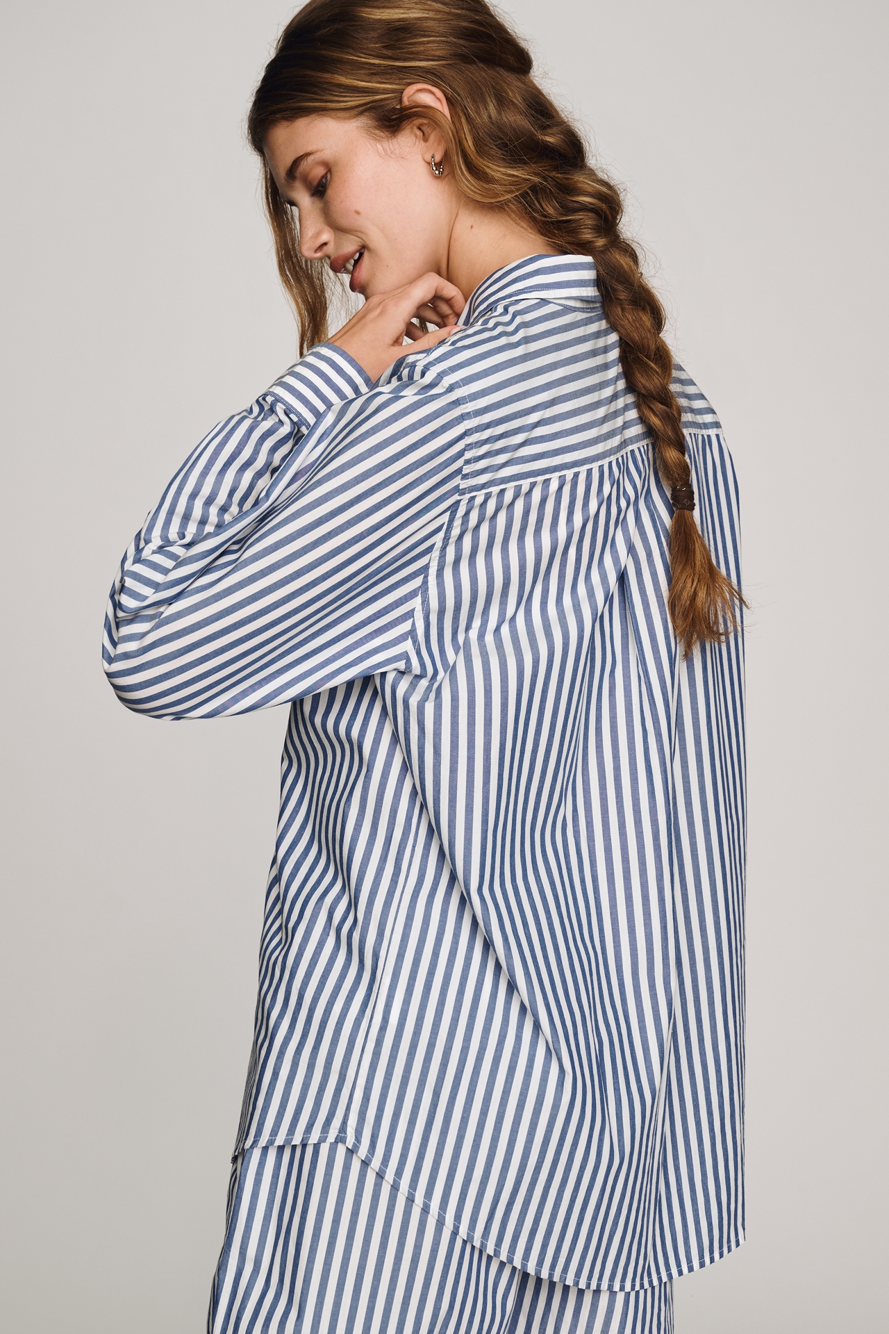 MOTHER Bestie Buttondown Shirt
