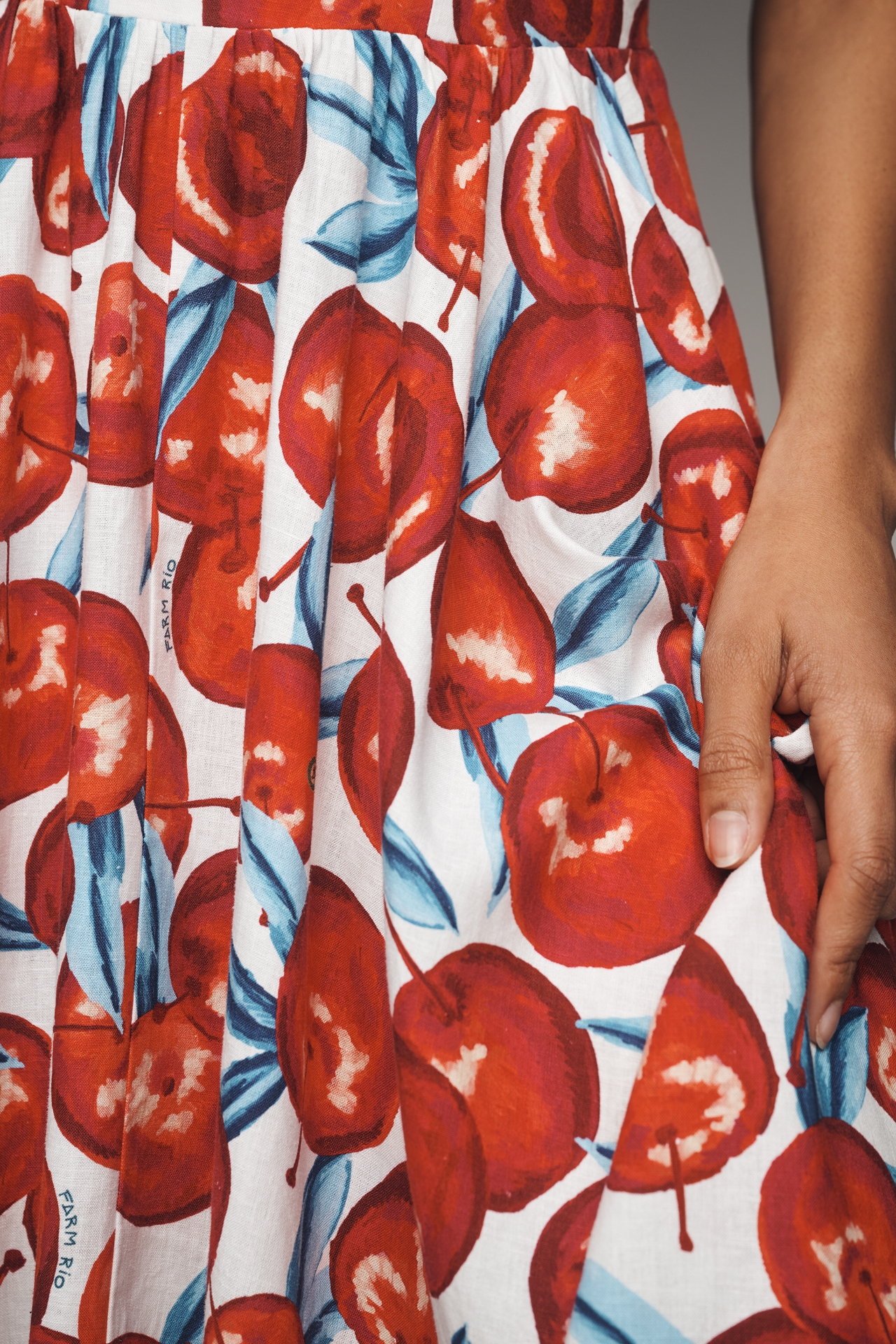 Farm Rio Cherry Blossom Sleeveless Sweetheart Midi Dress