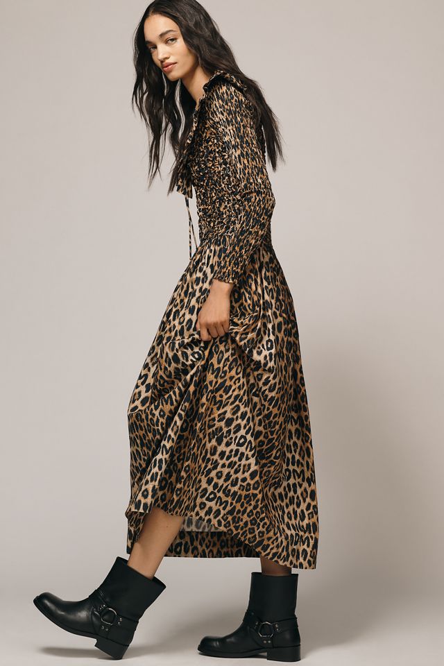 Damson madder ワンピース Damson Madder Peaches Embroidered Apron Midi Dress | Anthropologie