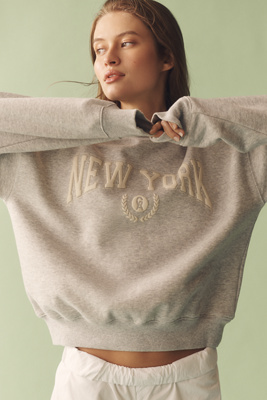 Shop Good American X Anthropologie New York Graphic Crew-neck Sweatshirt In Grey