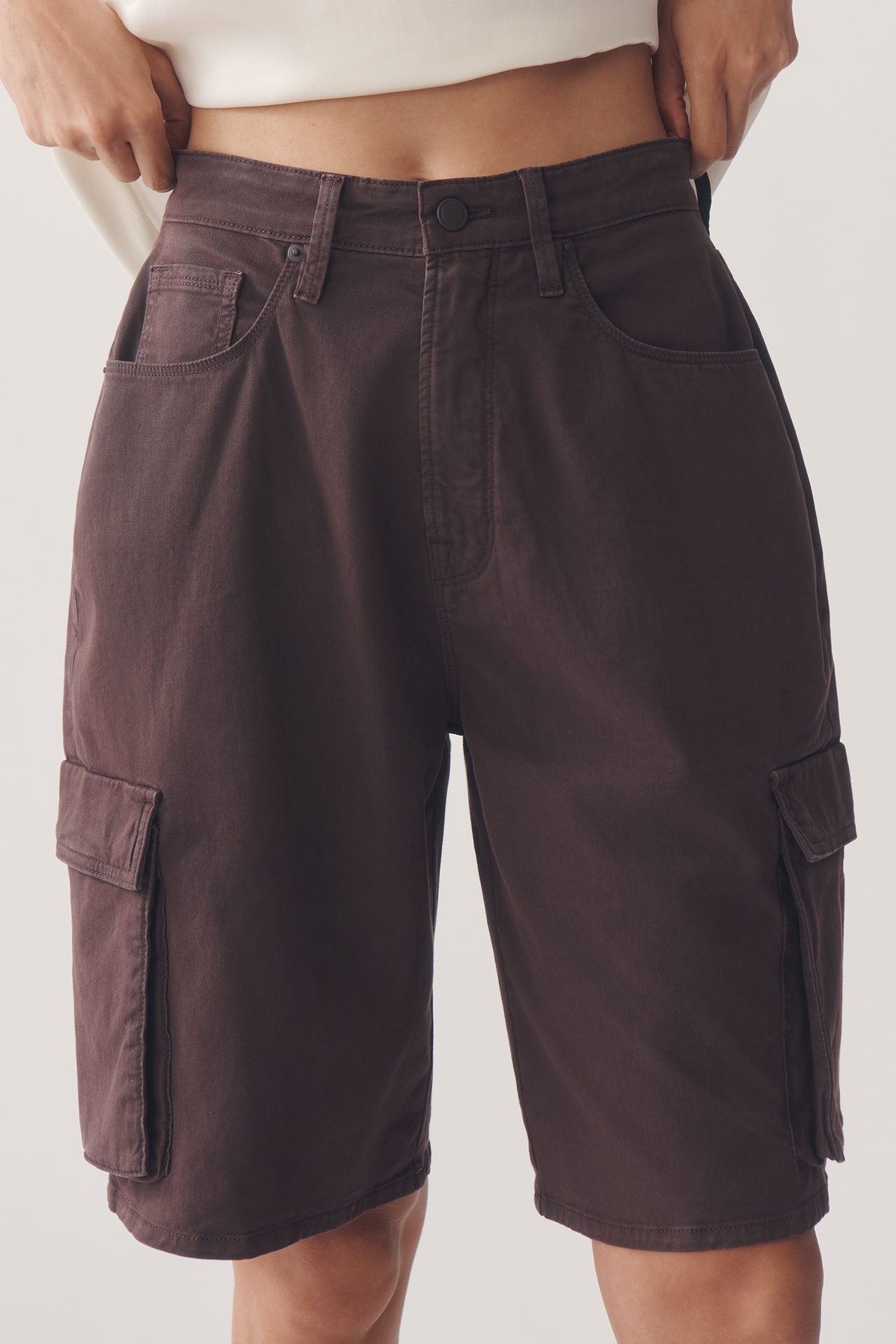 Good American High-Rise Twill Cargo Shorts