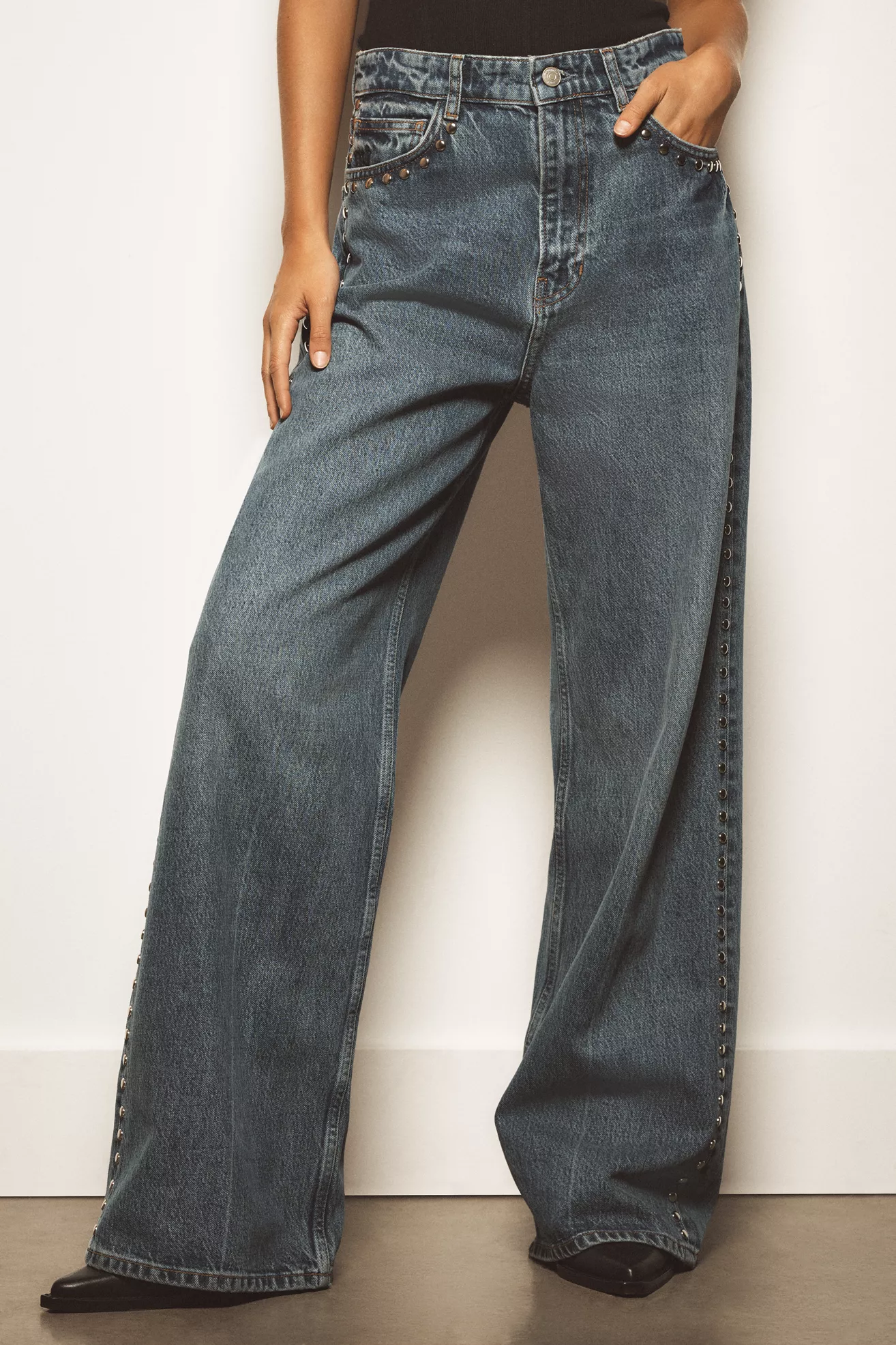 Cary High-Rise Slouchy Wide-Leg Jeans