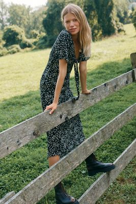 Reformation Tyra Short-Sleeve V-Neck Midi Dress