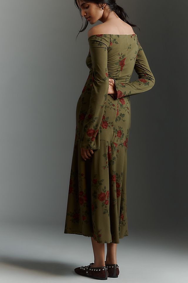 long sleeve reformation dress Maxi The flared hem and asymmetric seam detailing add a modern touch to this timeless silhouette Reformation Pike Zebra Satin Long-Sleeve