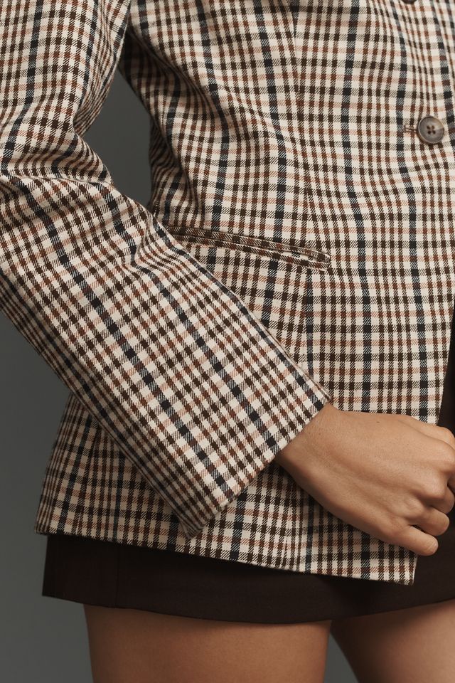Daphne Blazer