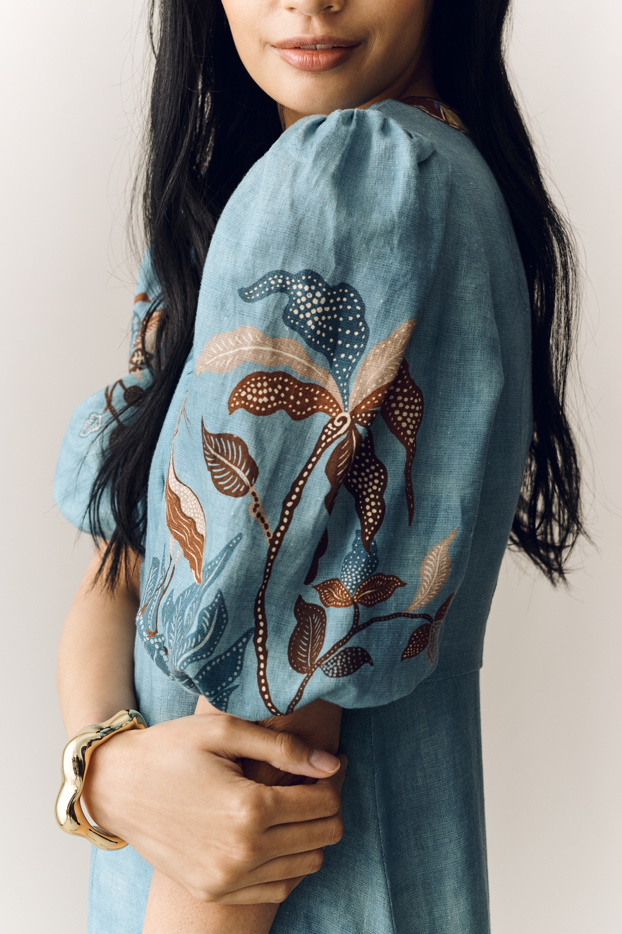 ALÉMAIS Georgie Puff Sleeve Linen Midi Dress