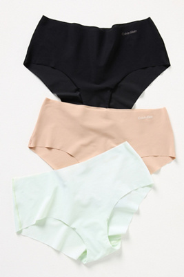 Calvin Klein Invisibles Hipster Panty In Green