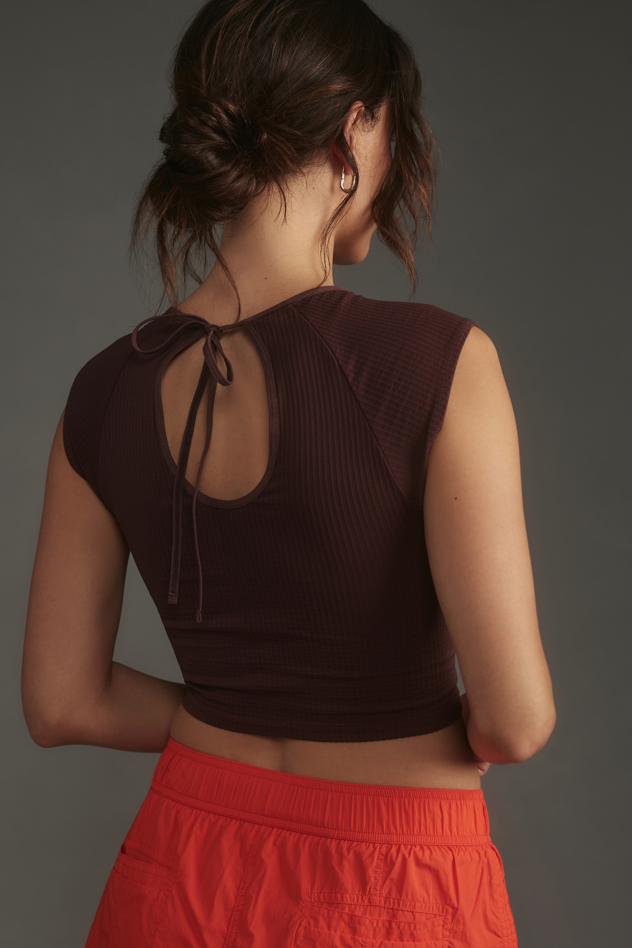 The Reegan Seamless Ribbed Keyhole-Back Baby Tee