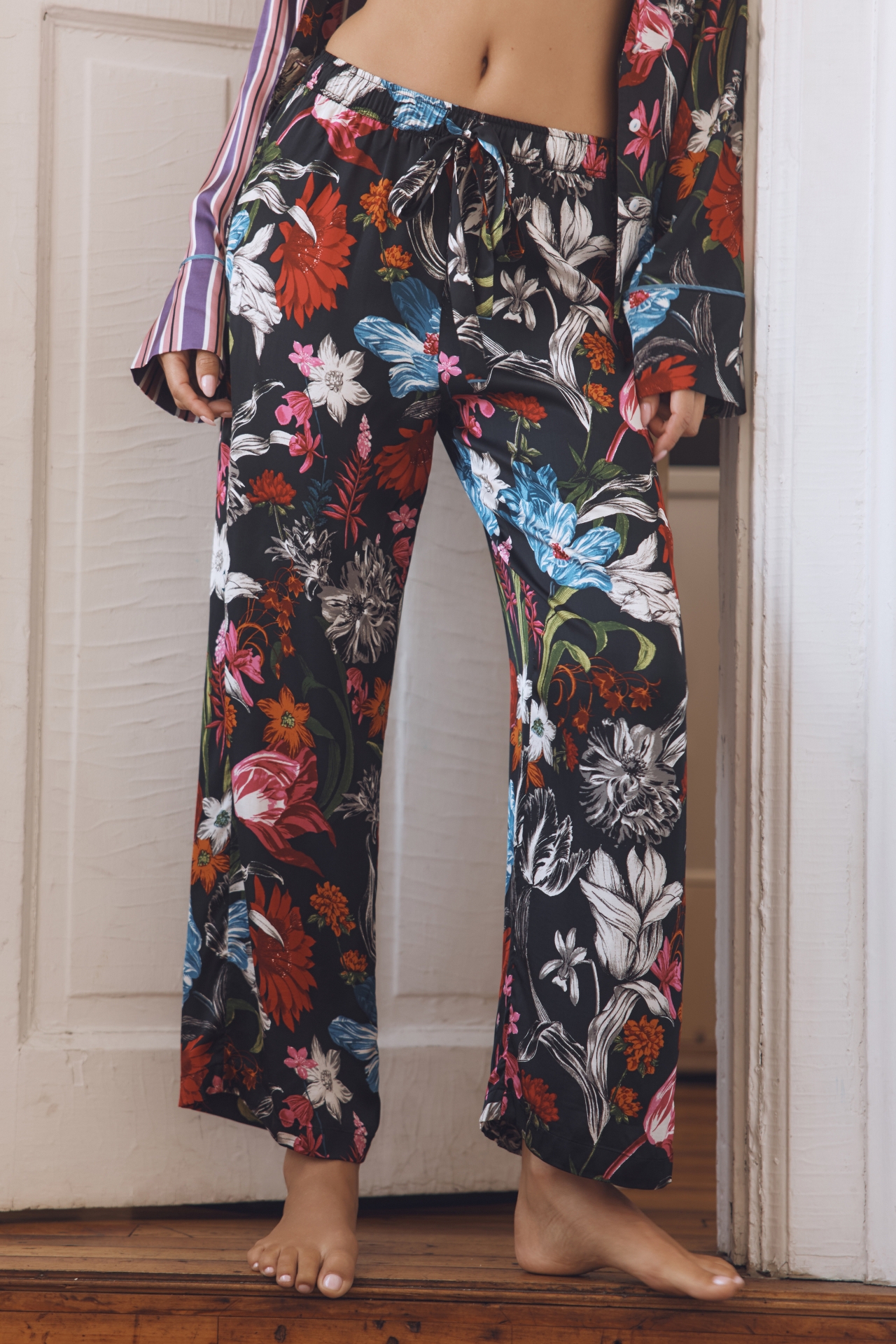 By Anthropologie Silky Printed Pajama Pants