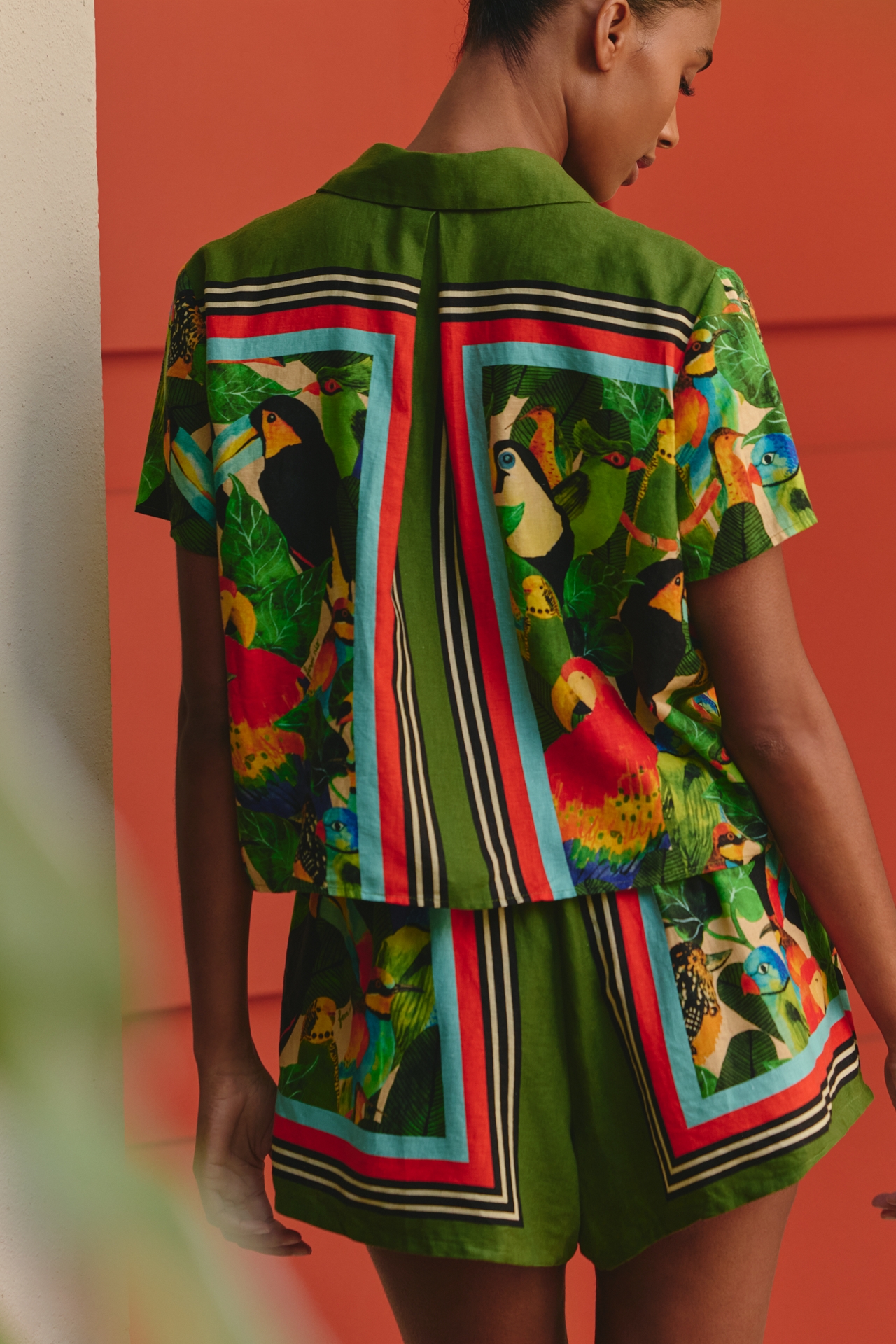 Farm Rio Bird Leaves Short-Sleeve Buttondown Shirt