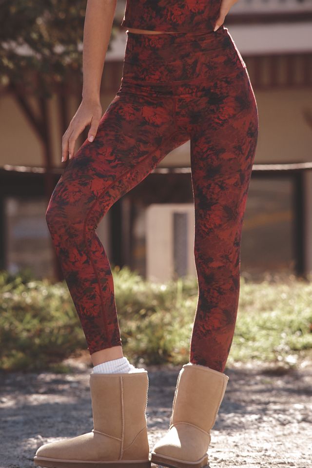 Beyond Yoga - SOFTMARK CAUGHT IN THE MIDI LEGGING