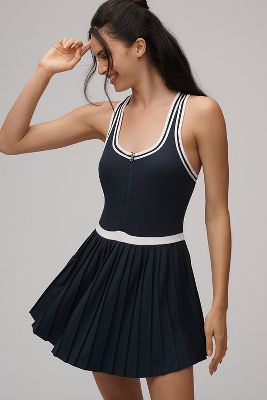 Robe Mini Court Sans Manches Jane en taille: S chez Anthropologie - Varley - Modalova