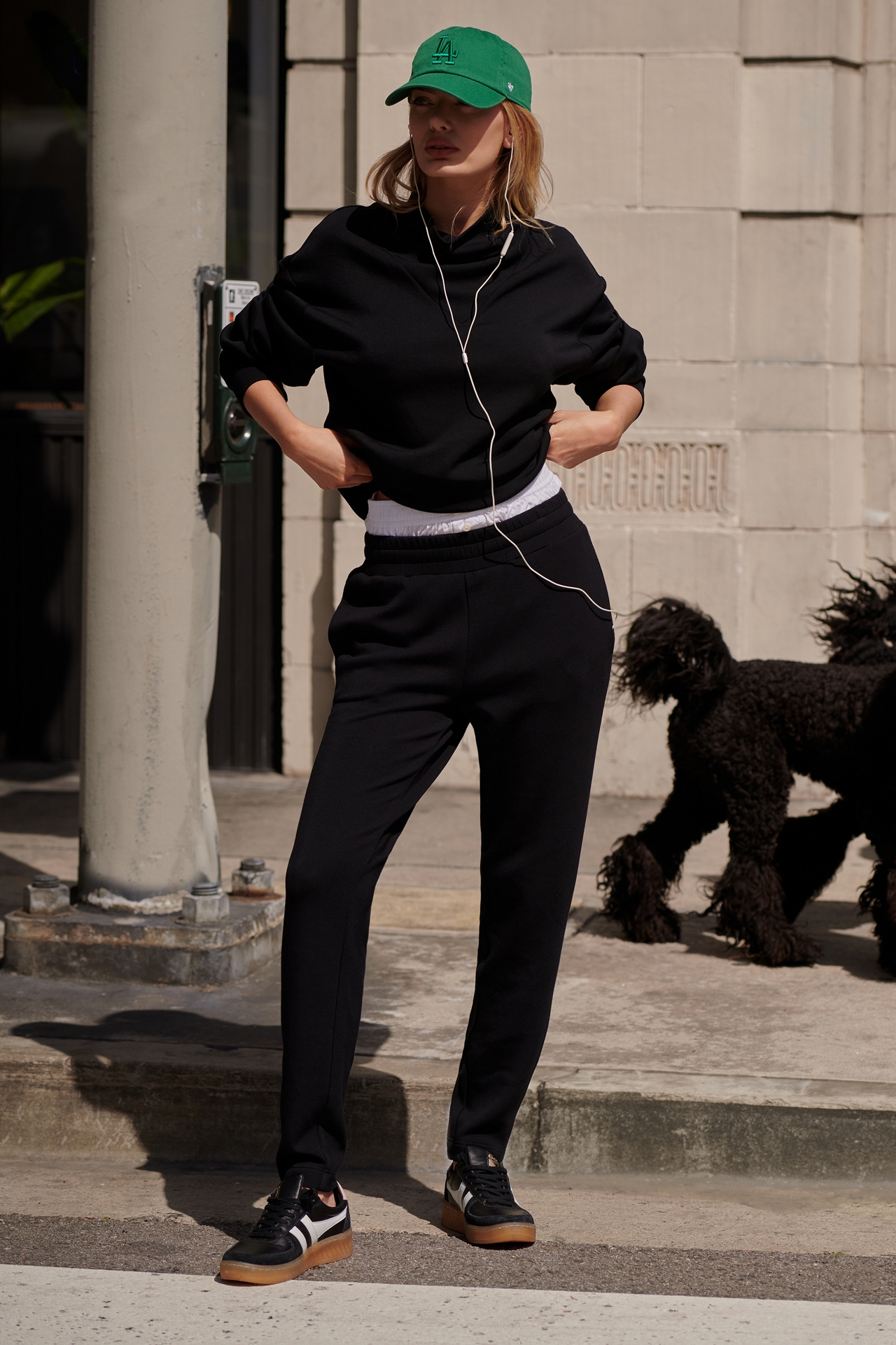 Varley Slim Zip Hem Pants