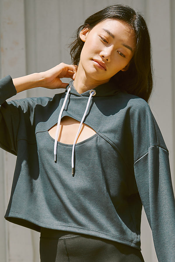 Daily Practice by Anthropologie Sporty Cut-Out Crop Hoodie
