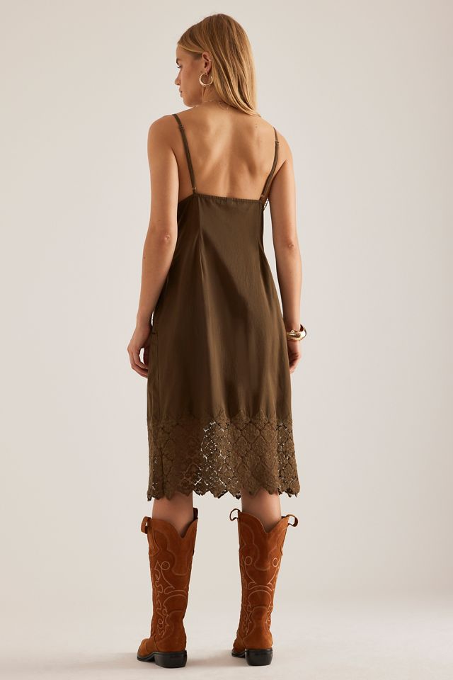 Robe nuisette en dentelle et découpes Celandine #1