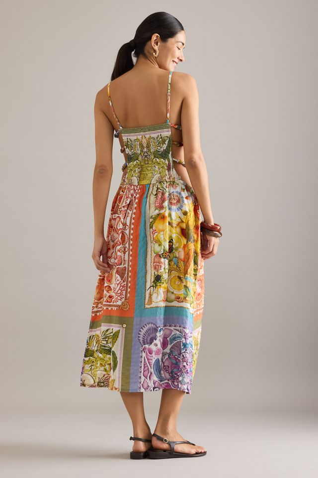 Robe mi-longue sans manches ornée de perles Celandine x Emily Carter #1